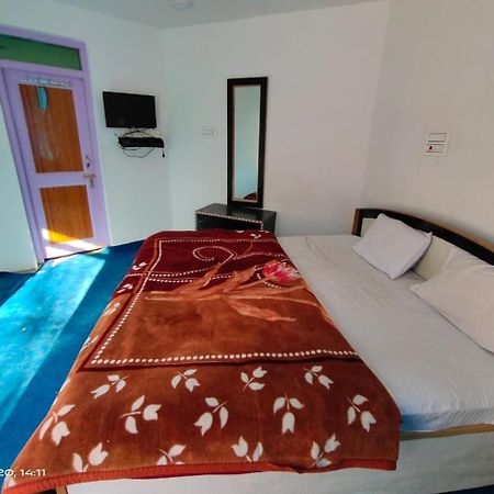 Hotel D Indian Каргил Экстерьер фото